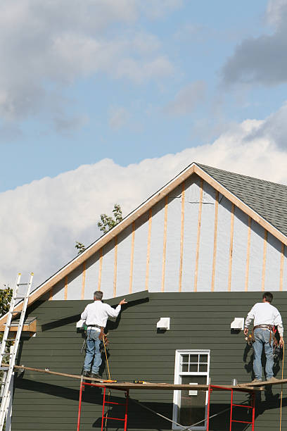 Affordable siding repair and maintenance services in East Foothills, CA